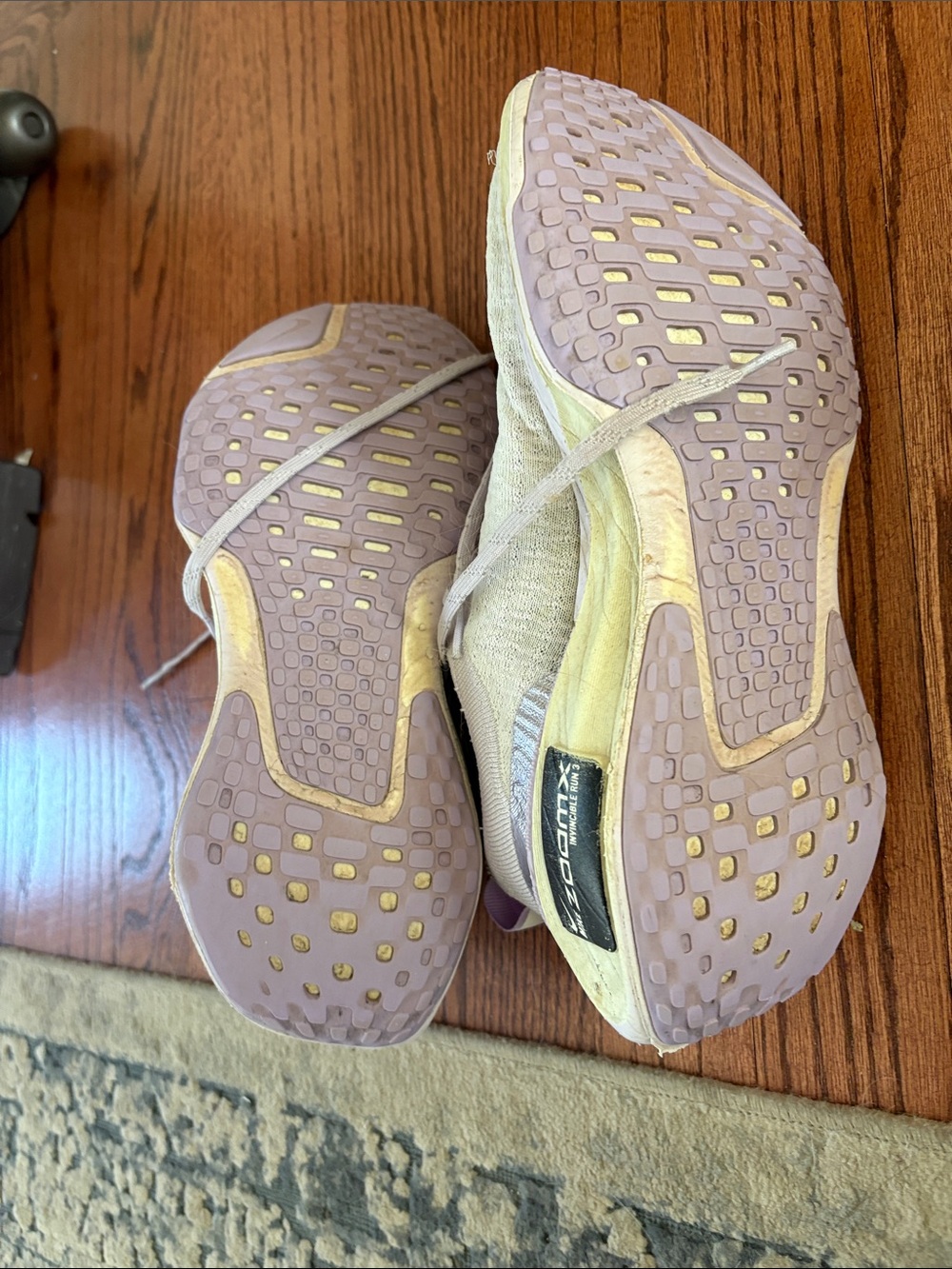 Nike zoomx Women shoes. Size 8.5 - Picture 2 of 6